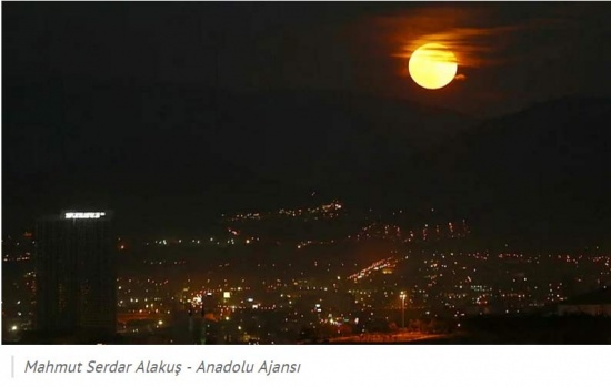 Türkiye Ve Dünyadan Müthiş 'Süper Ay' Fotoğrafları