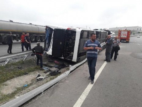 Samsun'da askerleri taşıyan otobüs kaza yaptı