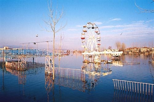 Marmara Depremini Unutmadık !