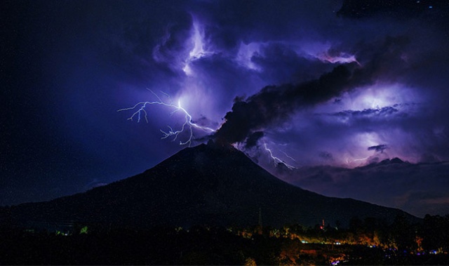 Sinabung Yanardağı'nın aktivitesi devam ediyor!