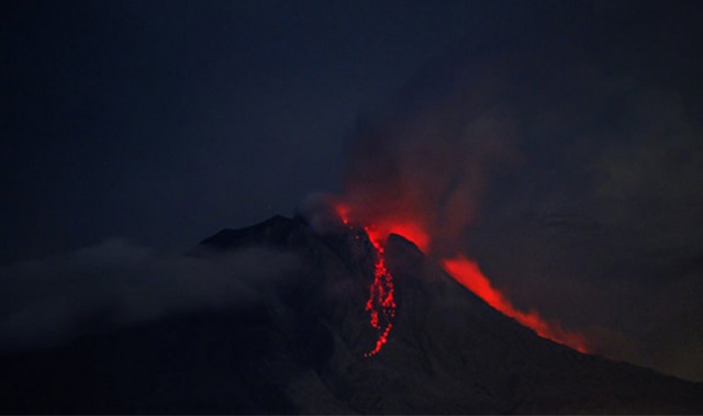 Sinabung Yanardağı'nın aktivitesi devam ediyor!