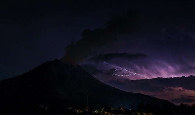 Sinabung Yanardağı'nın aktivitesi devam ediyor!