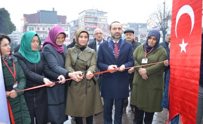 Ünye’de Halep İçin Kermes Açıldı