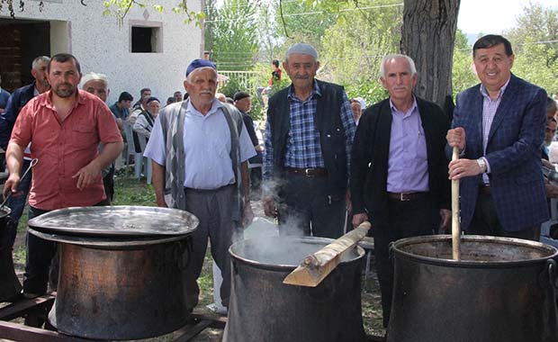 Havza'da bereket için kurban kestiler