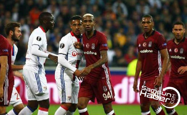 Beşiktaş o futbolcuyla yollarını ayırdı