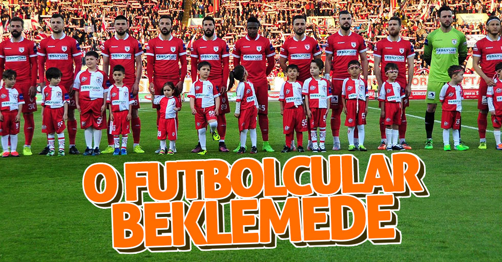 O futbolcular beklemede