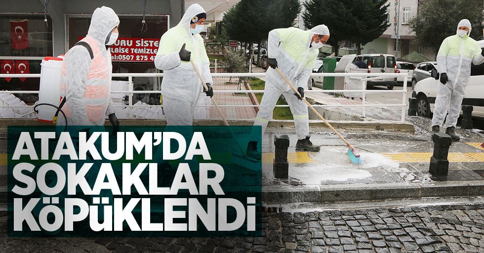 Atakum'da sokaklar köpükle yıkandı