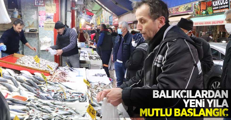 Balıkçılardan yeni yıla mutlu başlangıç