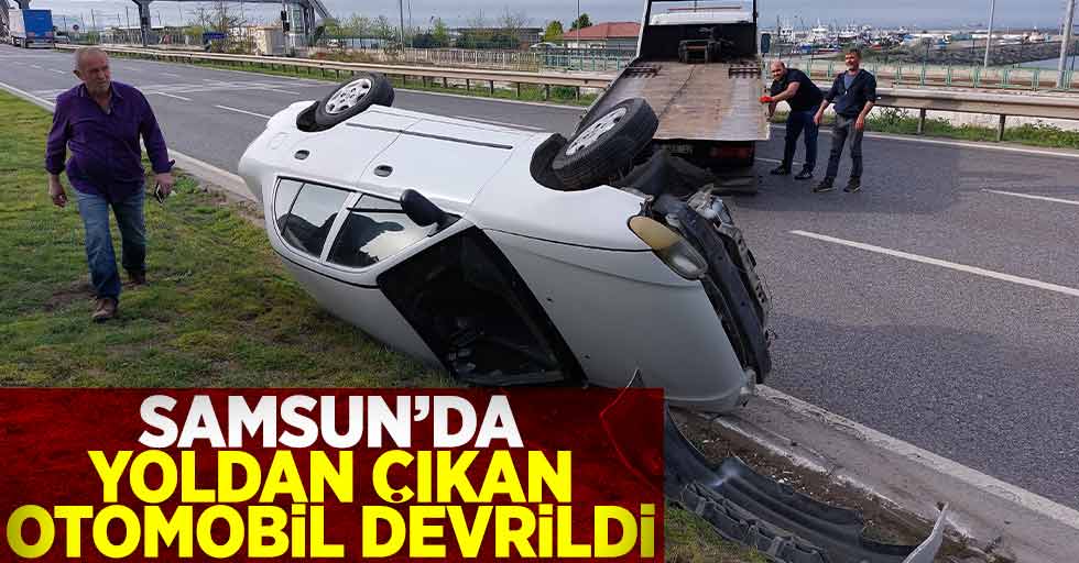 Samsun'da Otomobil Yoldan Çıkarak Devrildi