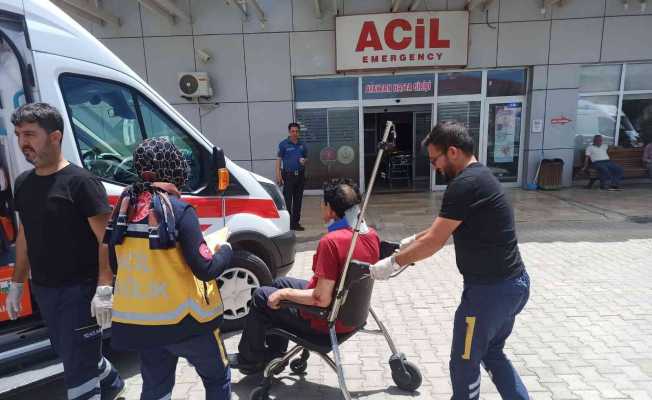 Takla atan otomobilde bulunan 2 kişi yaralandı