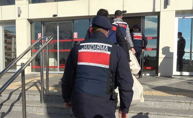 Kıyıköy Belediye Başkanı’nın babası ve avukatı beraat etti