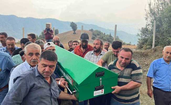 Yakınının cenazesine katılmıştı: Kamyon kazasında ölen adam toprağa verildi