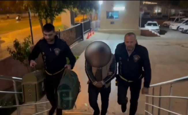 Antalya’da horoz dövüştüren 5 kişi yakalandı