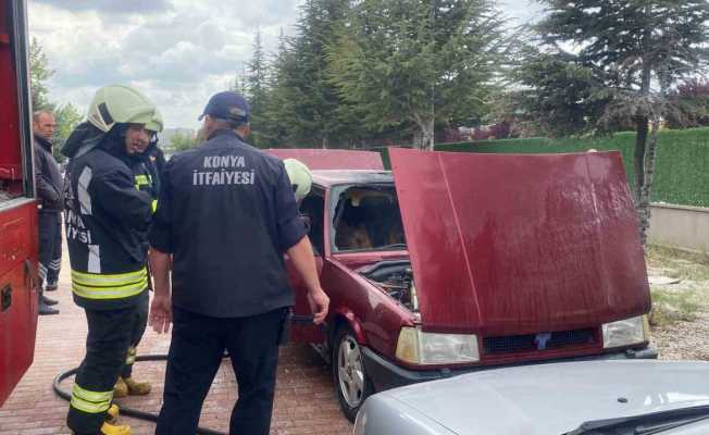 Konya’da hastane otoparkındaki otomobilde yangın