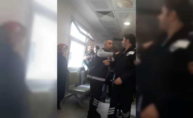 Pendik’te hastanede sıra kavgası: Güvenlik görevlisine hakaretler savurdu