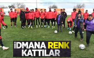 İdmana renk kattılar 