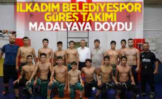 İlkadım Belediyespor Güreş Takımı madalyaya doydu