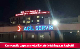 Kamyonetle çarpışan motosiklet sürücüsü hayatını kaybetti