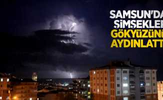 Samsun'da şimşekler gökyüzünü aydınlattı