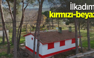 İlkadım, kırmızı-beyaz