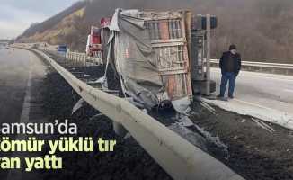 Samsun’da kömür yüklü tır yan yattı