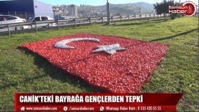 Canik'teki bayrağa gençlerden sert tepki